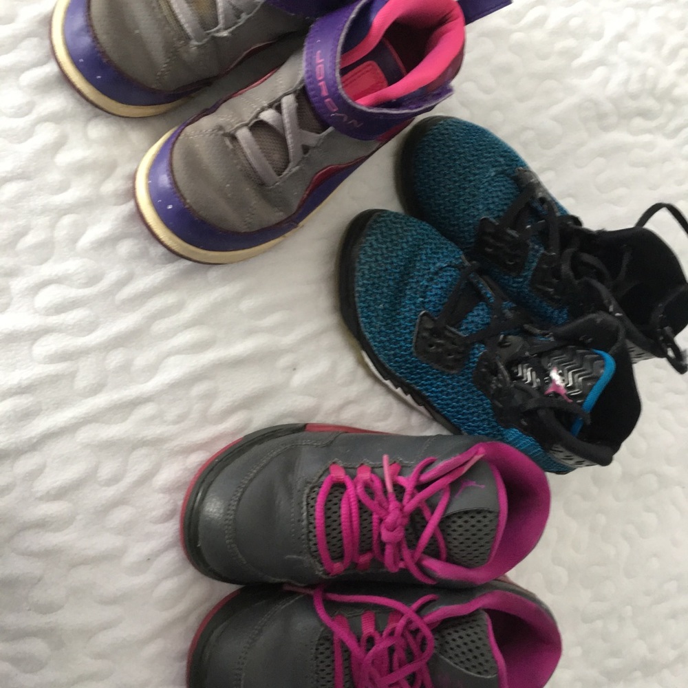 Girl shoes